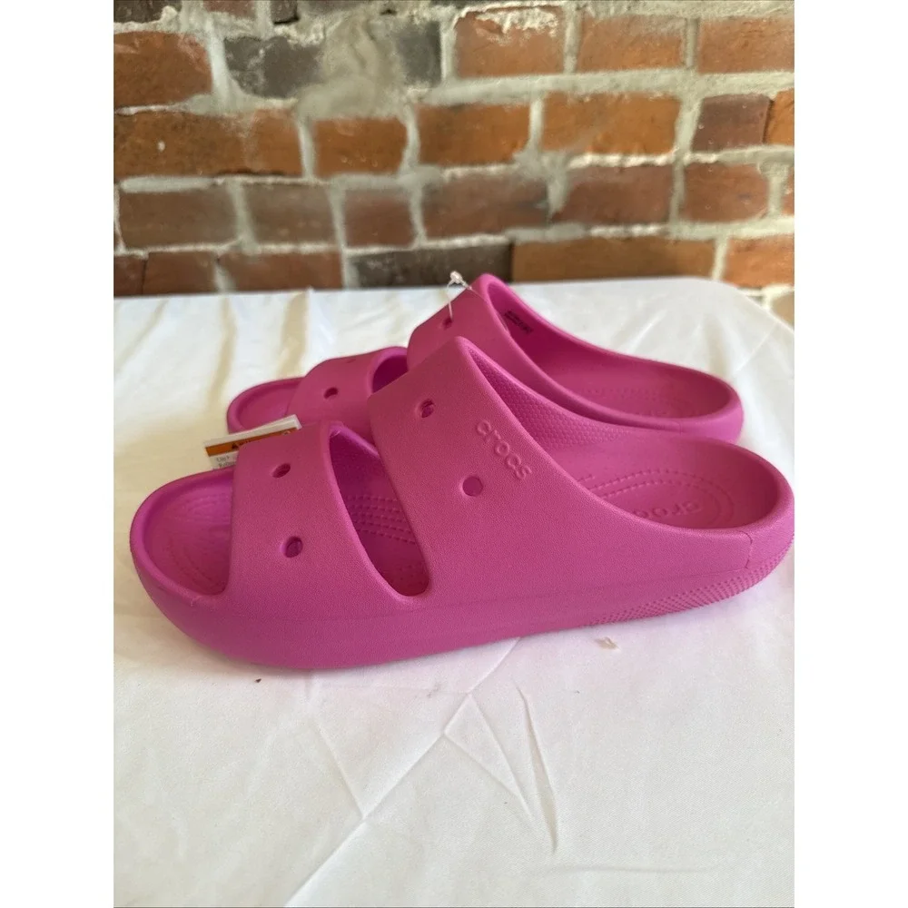 New Crocs Classic Sandal V2 Hot Pink Size 8 Mens, 10 W‎ Slides Comfort Sandals